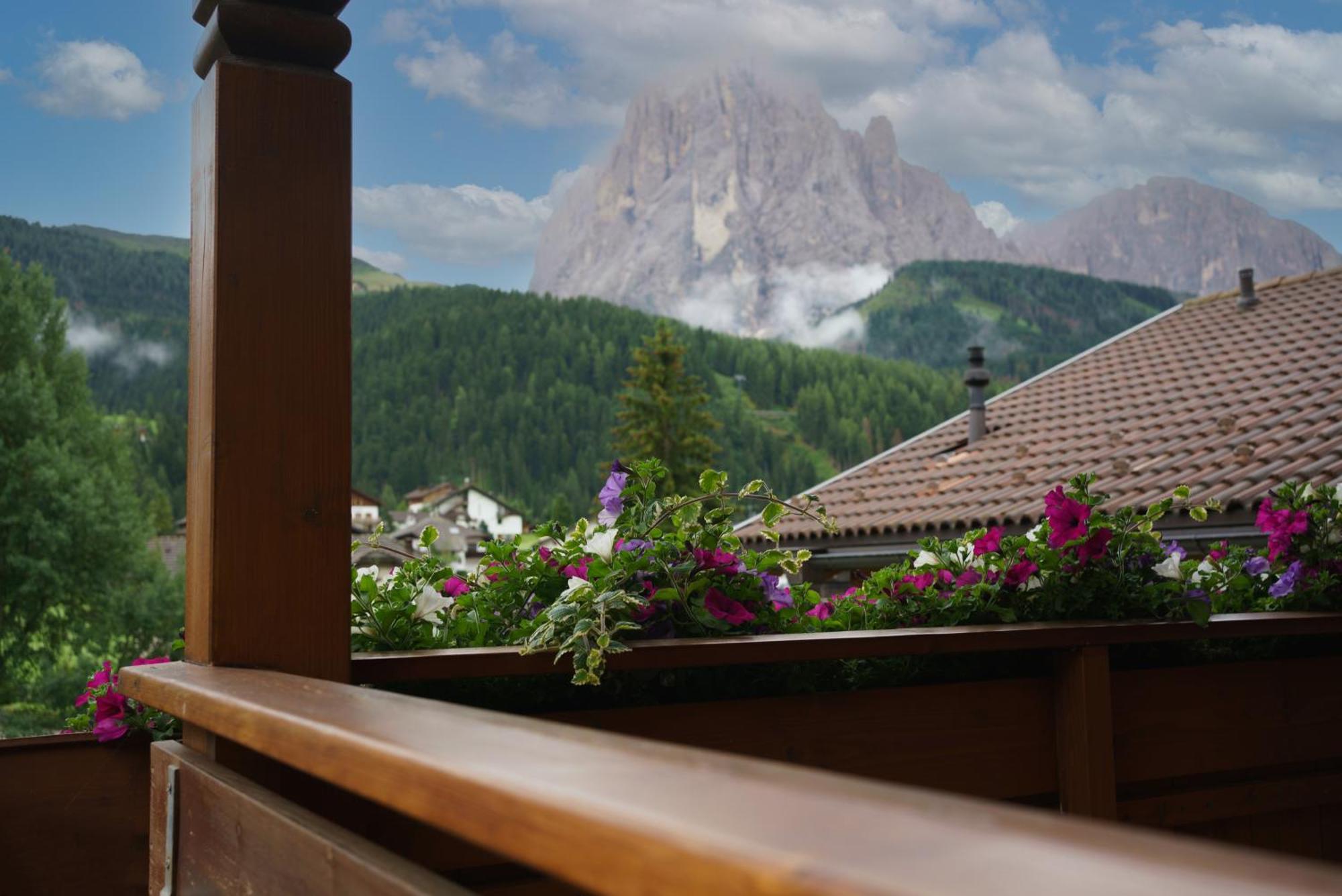 Garni Hotel Belalp Santa Cristina Val Gardena Eksteriør billede