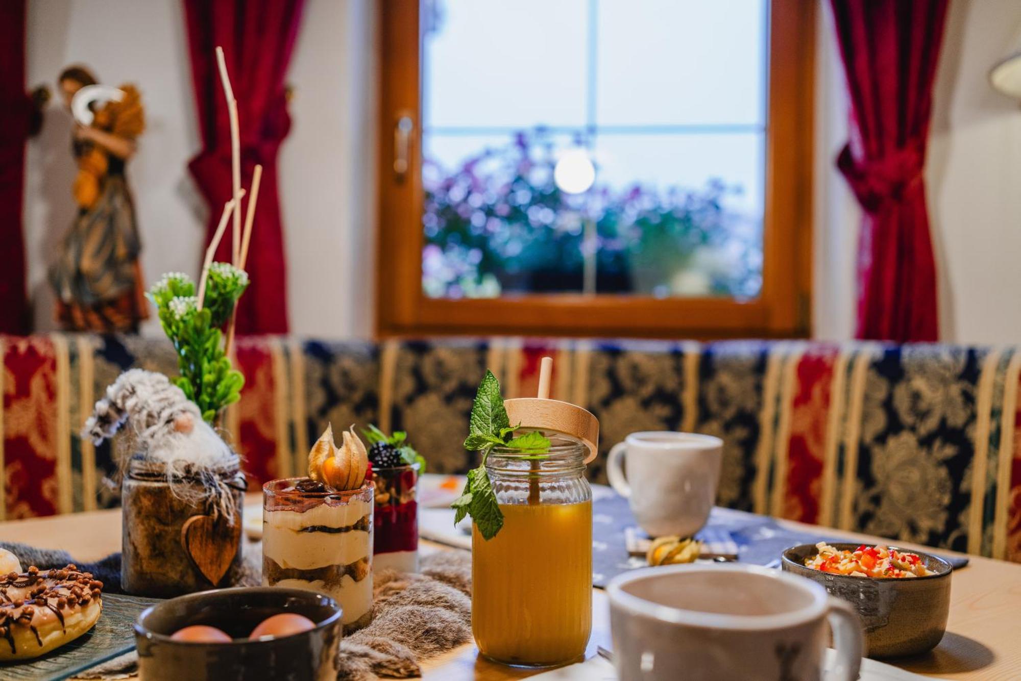 Garni Hotel Belalp Santa Cristina Val Gardena Eksteriør billede