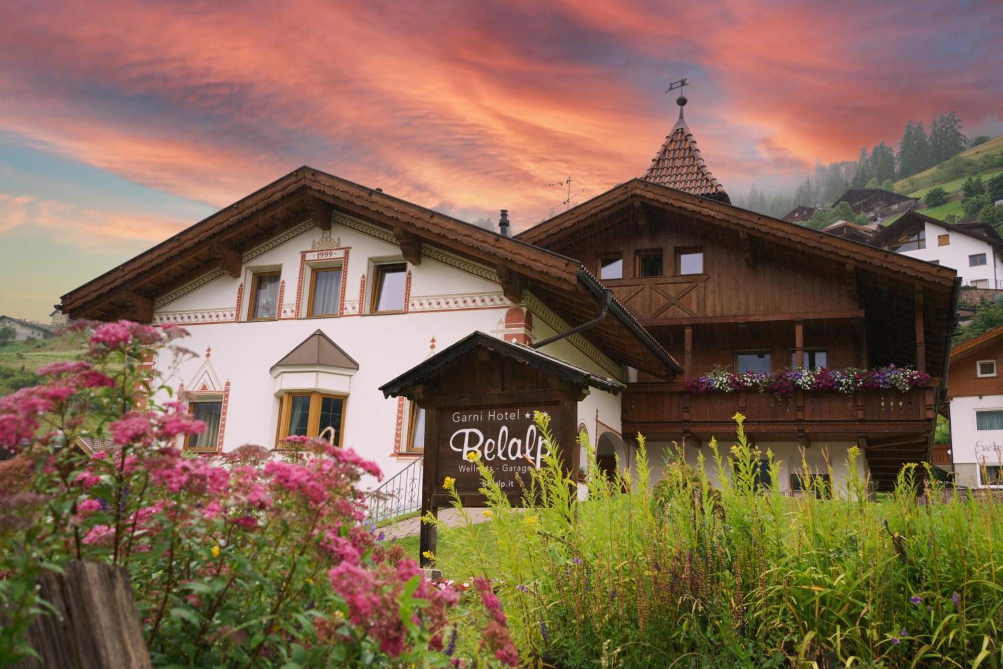 Garni Hotel Belalp Santa Cristina Val Gardena Eksteriør billede